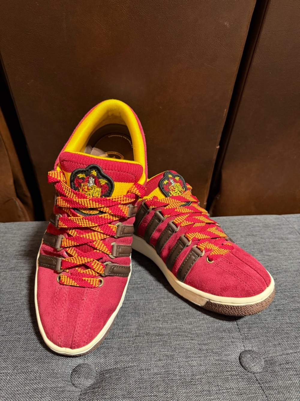 K-Swiss x Harry Potter Classic 2000 Gryffindor Sneakers - Women's Size 6 - Picture 4 of 11